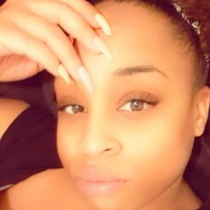 Meet your Posher, Jasmine